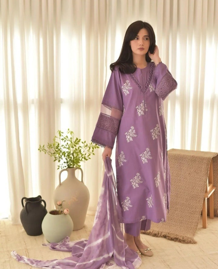 Horiyaa Purple