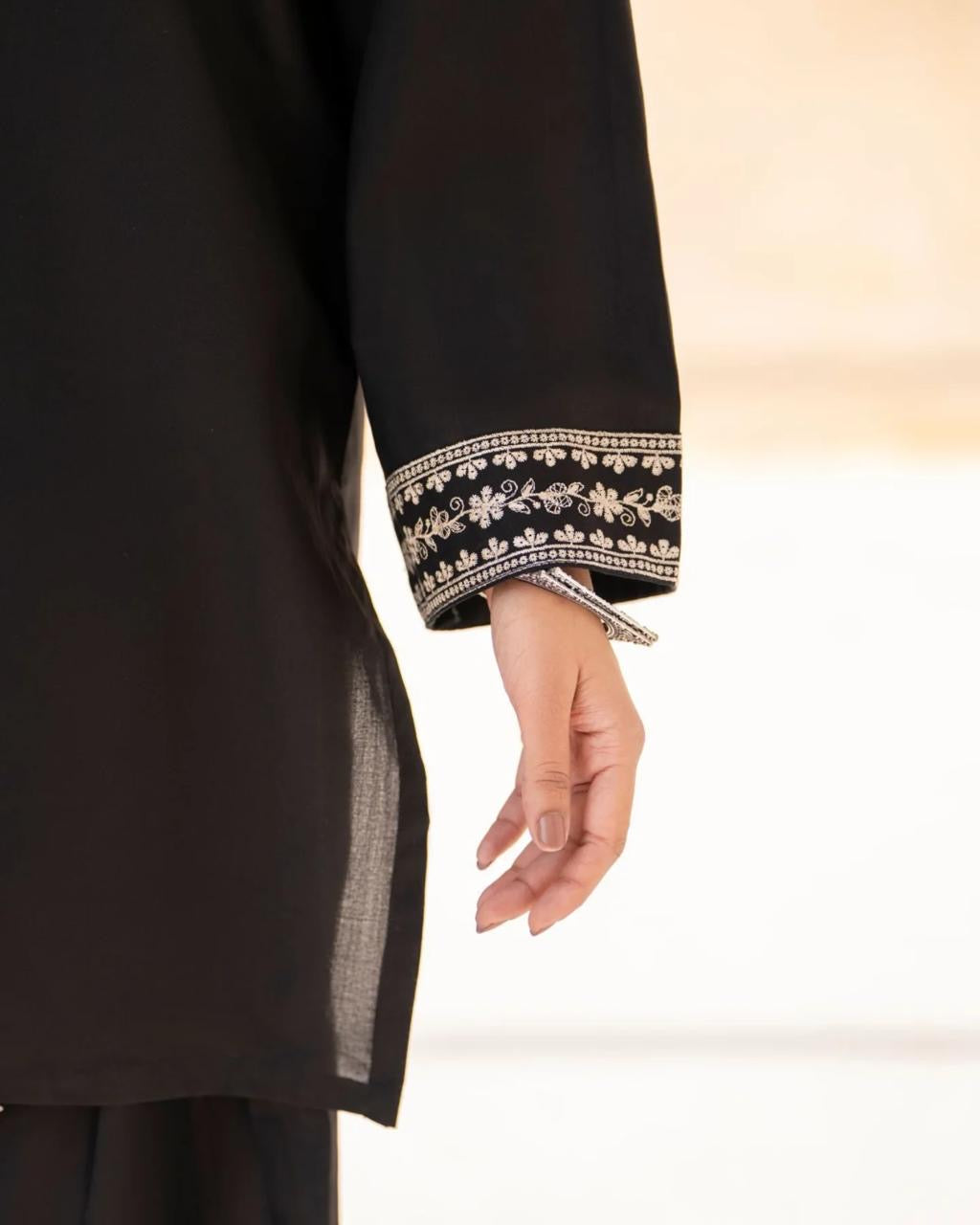 Black Sajal Set (Farshi Shalwar) 2pc