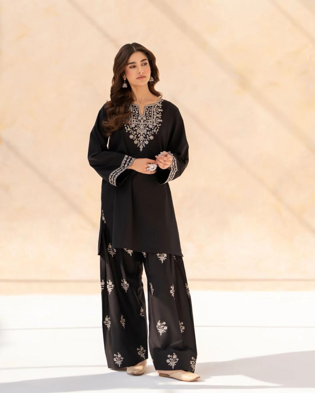 Black Sajal Set (Farshi Shalwar) 2pc