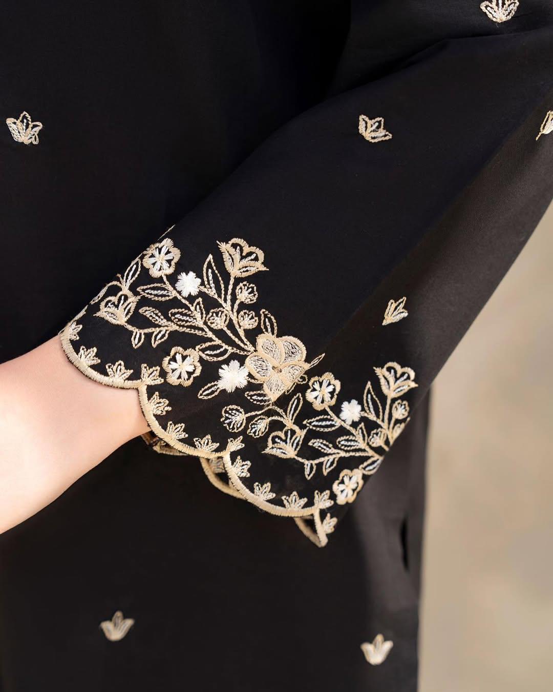 Black Gulab 2Pc