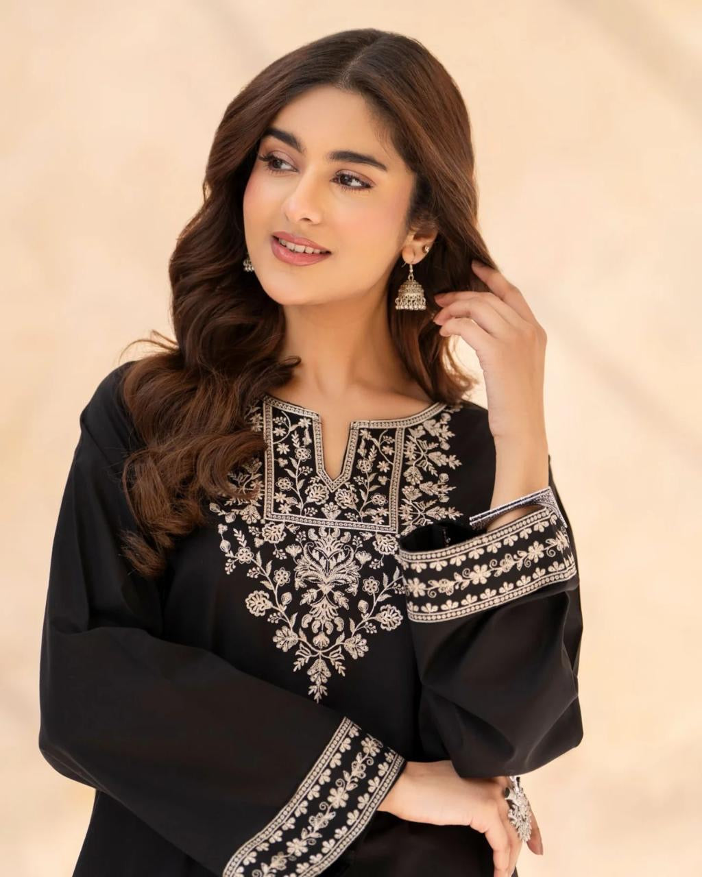 Black Sajal Set (Farshi Shalwar) 2pc